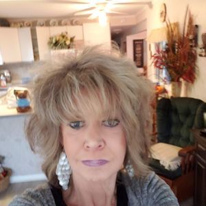 Meet your Posher, Donna